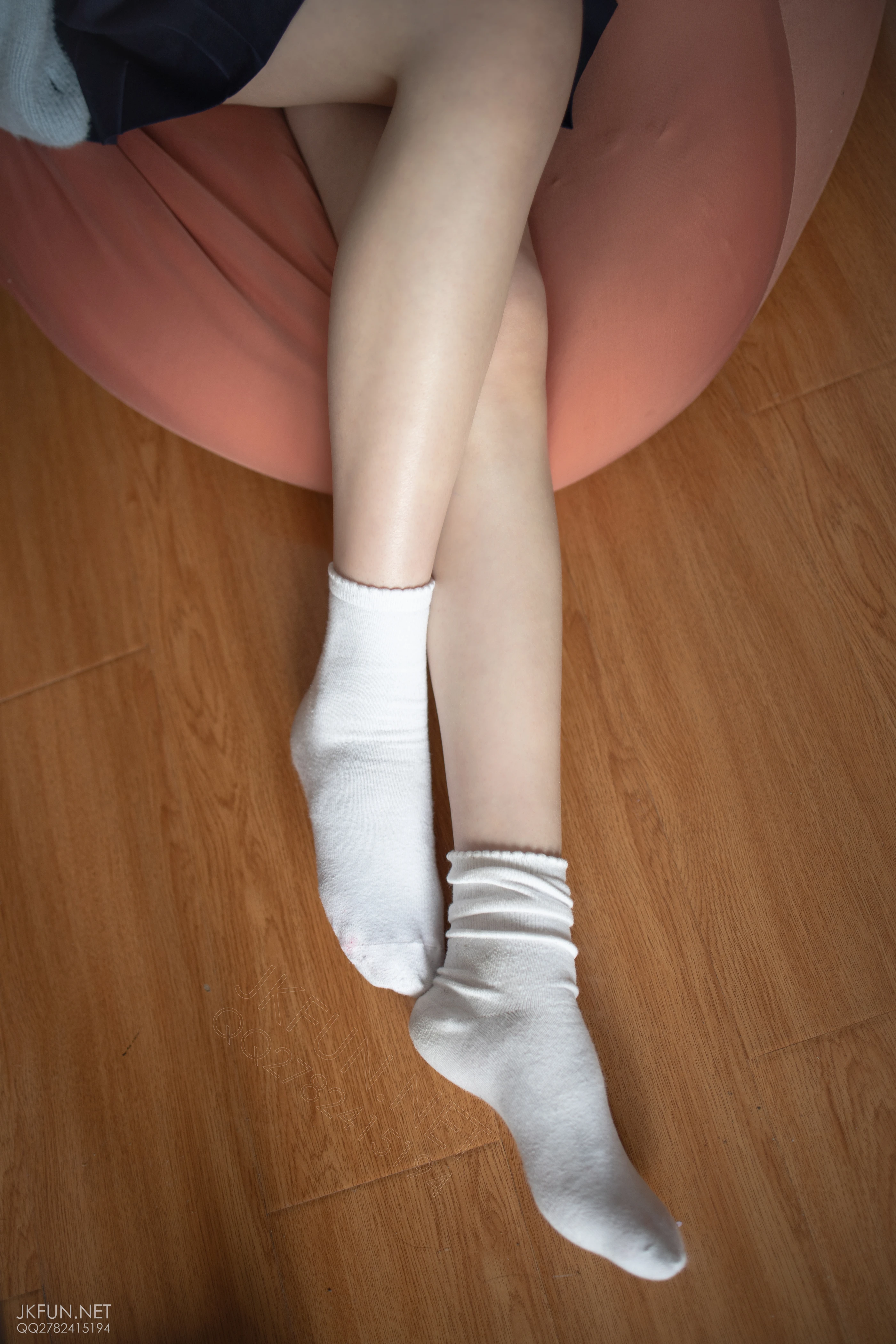 森萝财团 [JKFUN-002] Aika 可爱学妹丝足 [230P 1V]插图9
